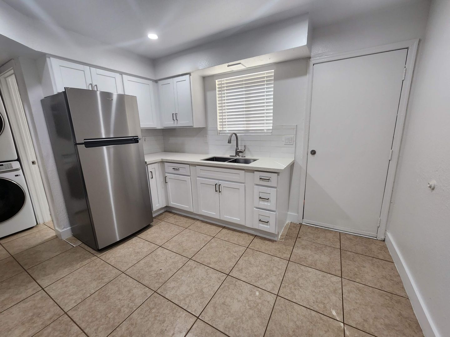 Phoenix Apartment: 1503 W. Missouri Ave