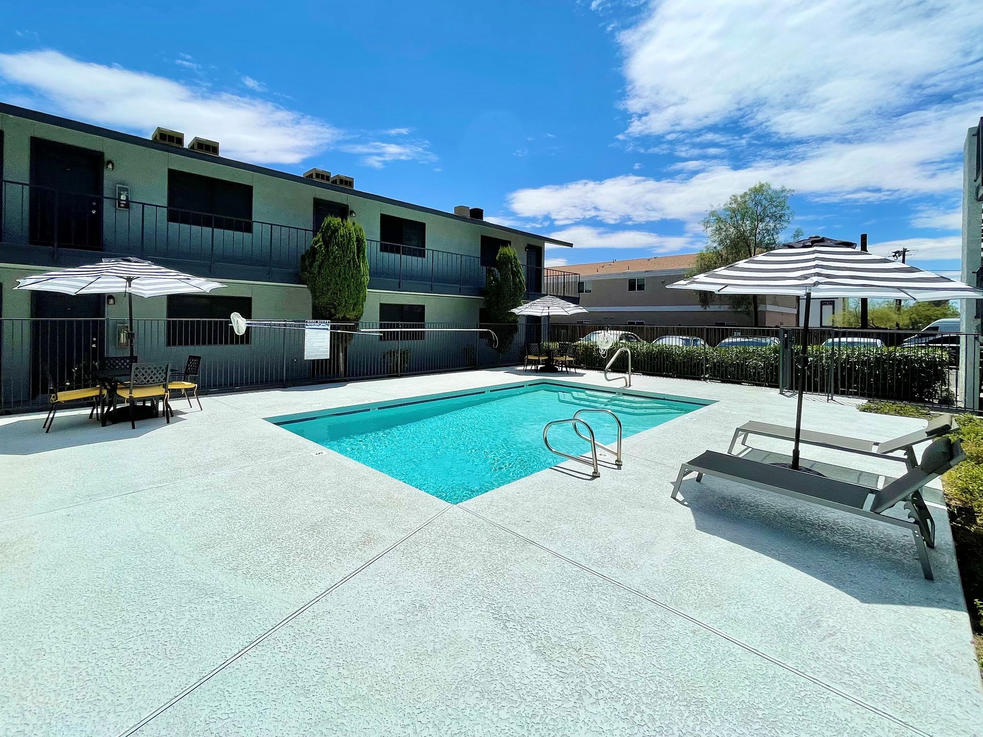 Pool at Desert Winds (2 of 2)