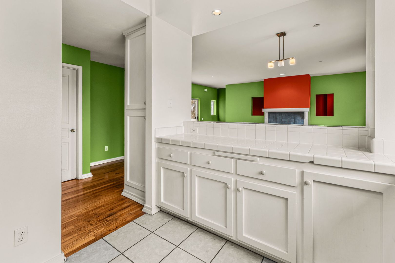 1352 24th Street 10 of 12