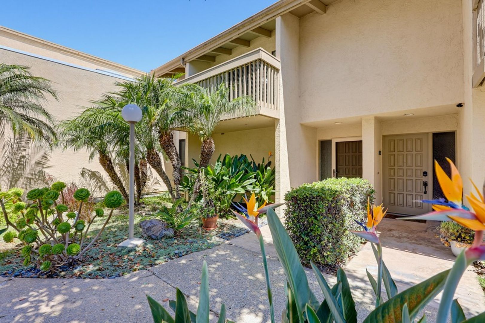 Solana Beach House: 453 S Sierra