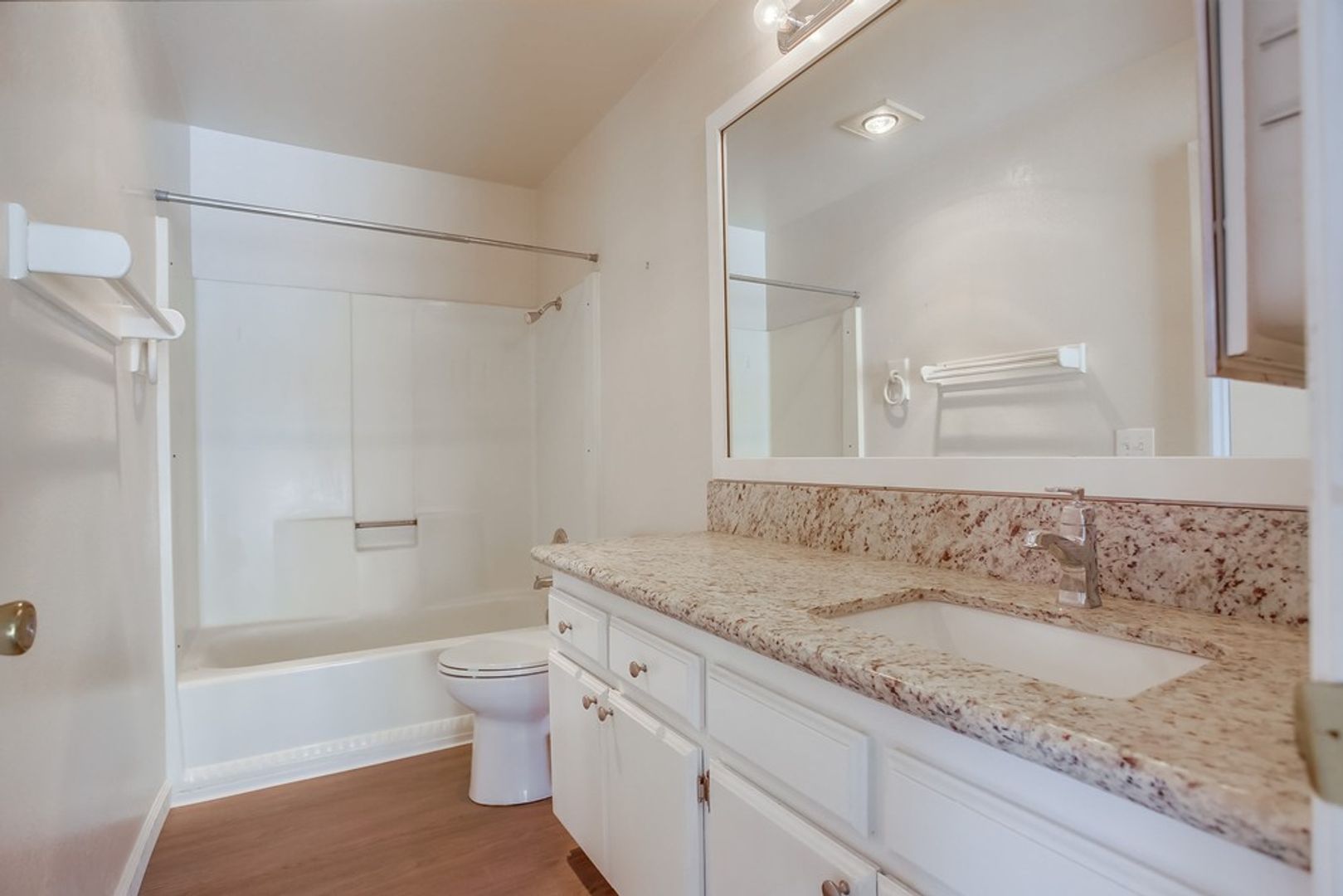 Solana Beach Apartment: 241 - 243 N Granados Ave