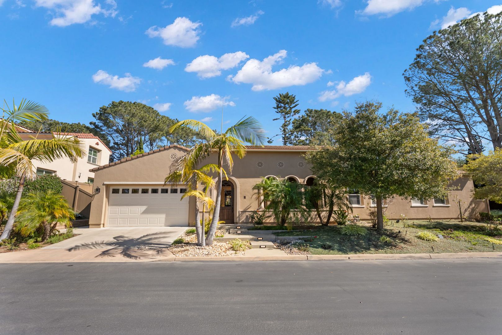 Encinitas House: 939 Bluejack Rd