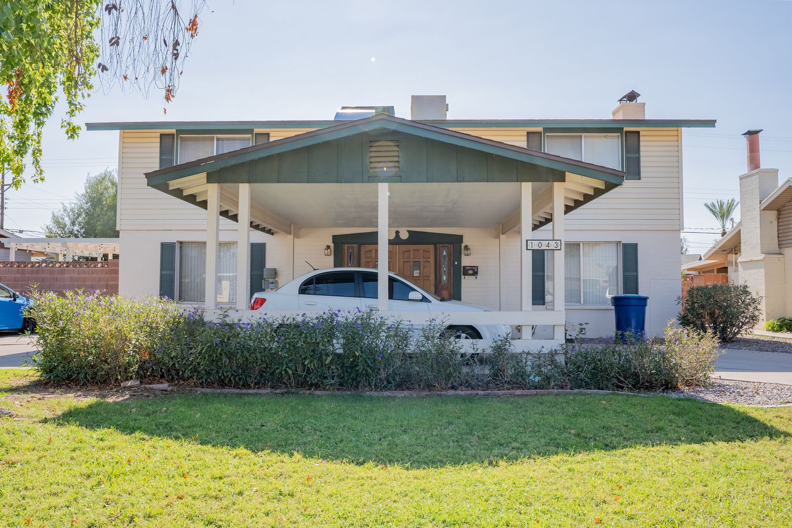 Tempe Apartment: 1043 East Loma Vista Drive