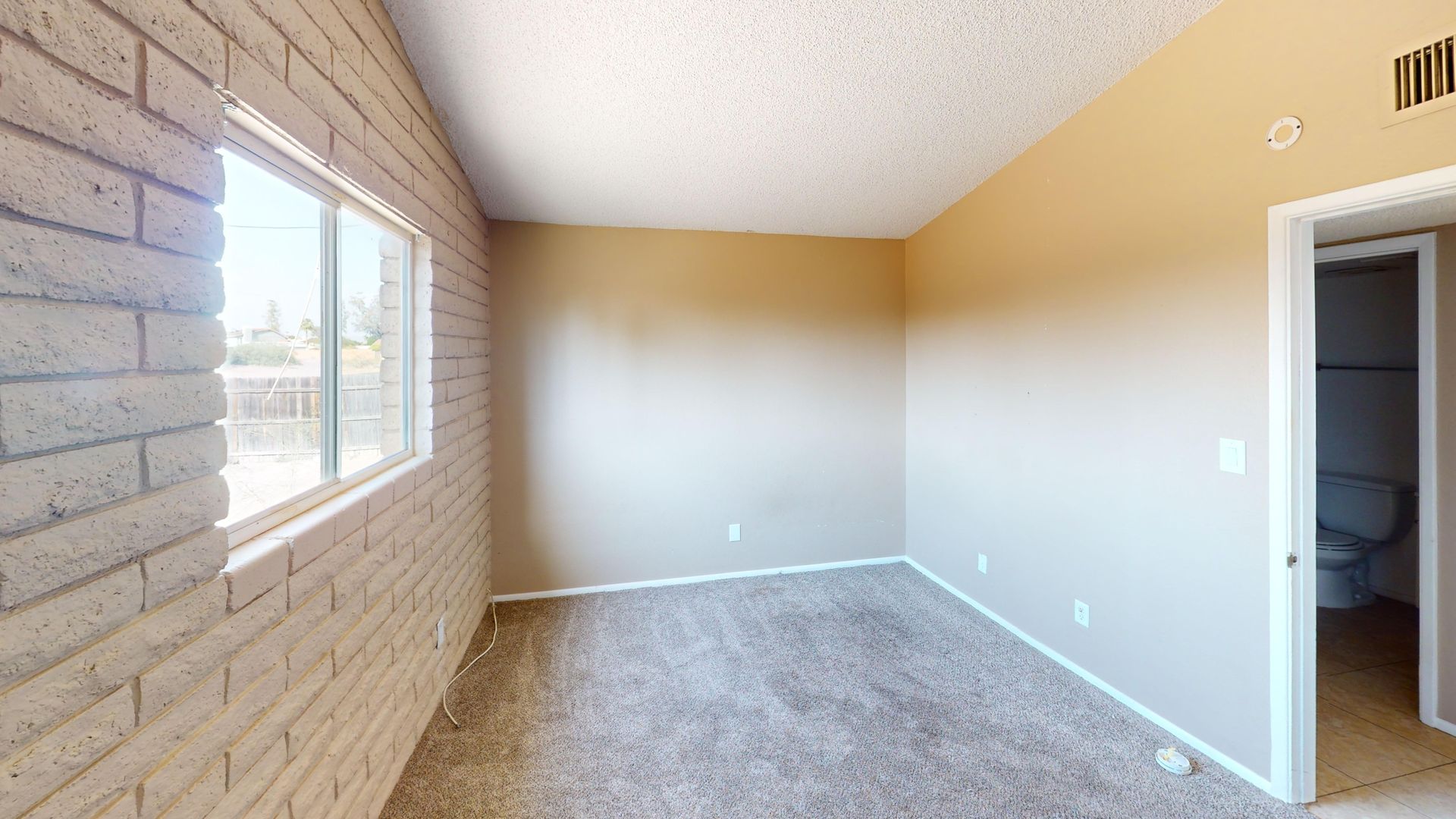 Mesa Apartment: 14th Place