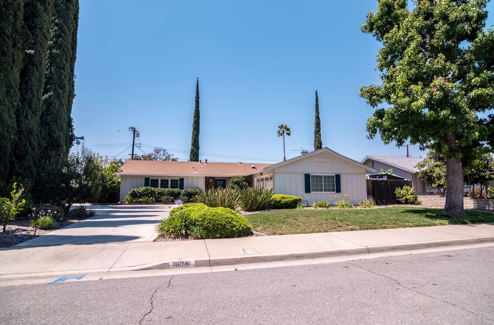 Redlands House: 1034 Fletcher Avenue