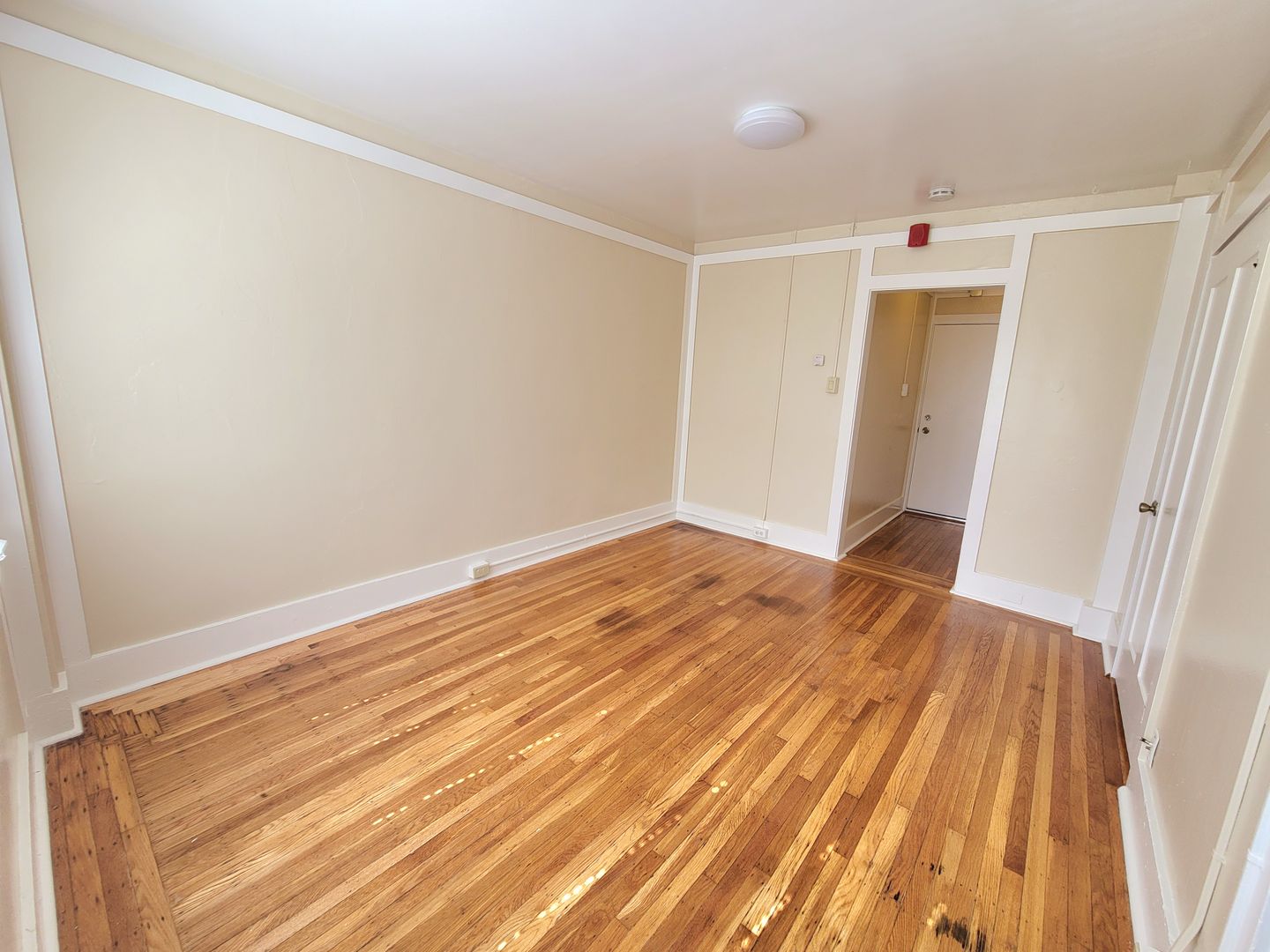 Vallejo Apartment: 545 Georgia St