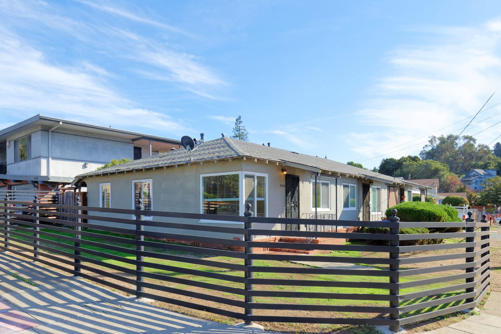 Oakland Apartment: 6150-54 Overdale Ave