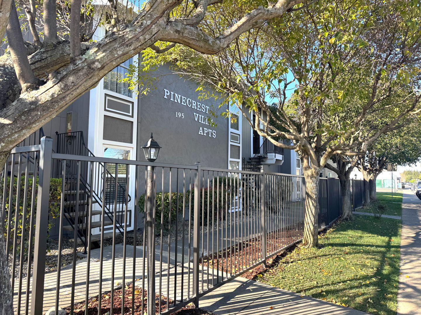 Fairfield Apartment: 195 E. Pacific Ave