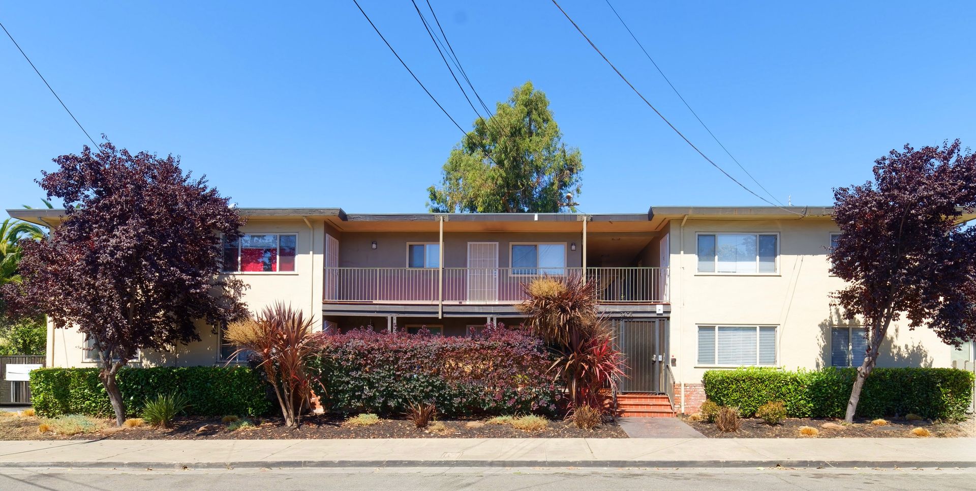 Oakland Apartment: 3405 Dimond Ave