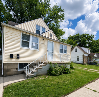 2-Bedroom Apartment for Lease in Warren - HALF OFF 2ND MONTH'S RENT!!!