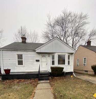 Bright 3-Bedroom, 1-Bath Unit for Lease in Warren – photo 1