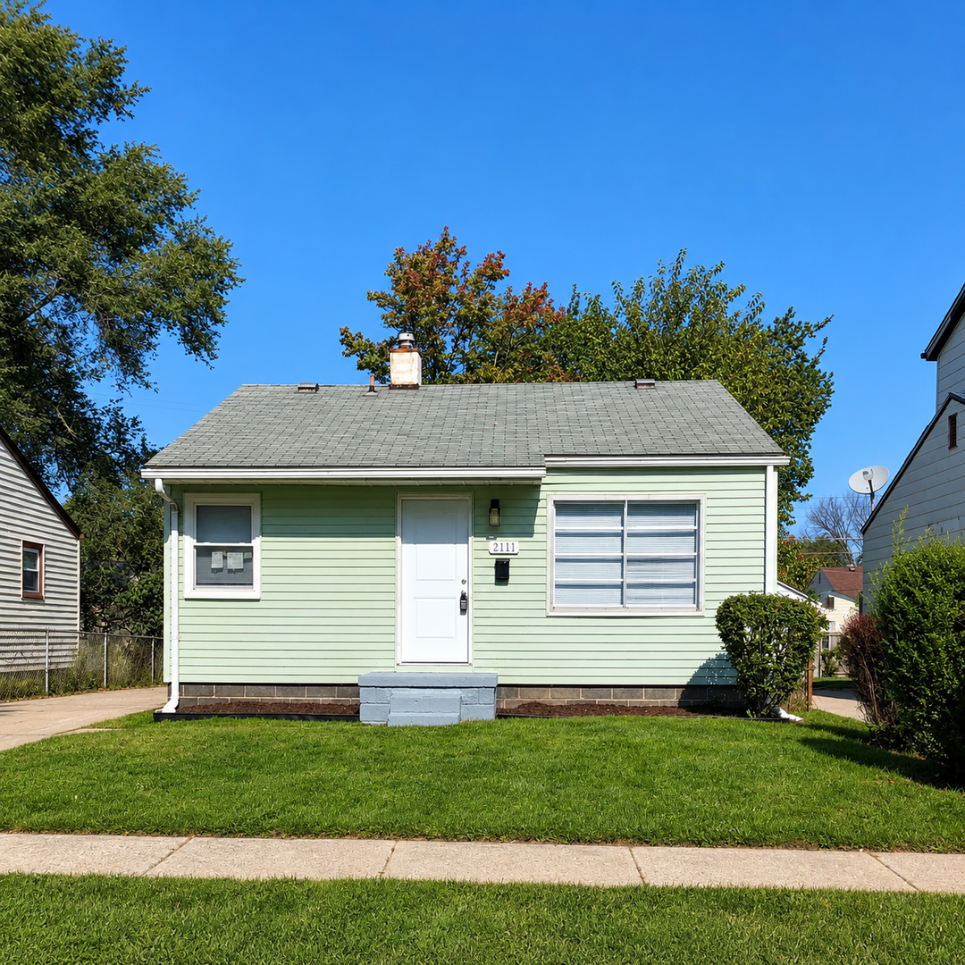 Warren House: 2111 Otis Ave