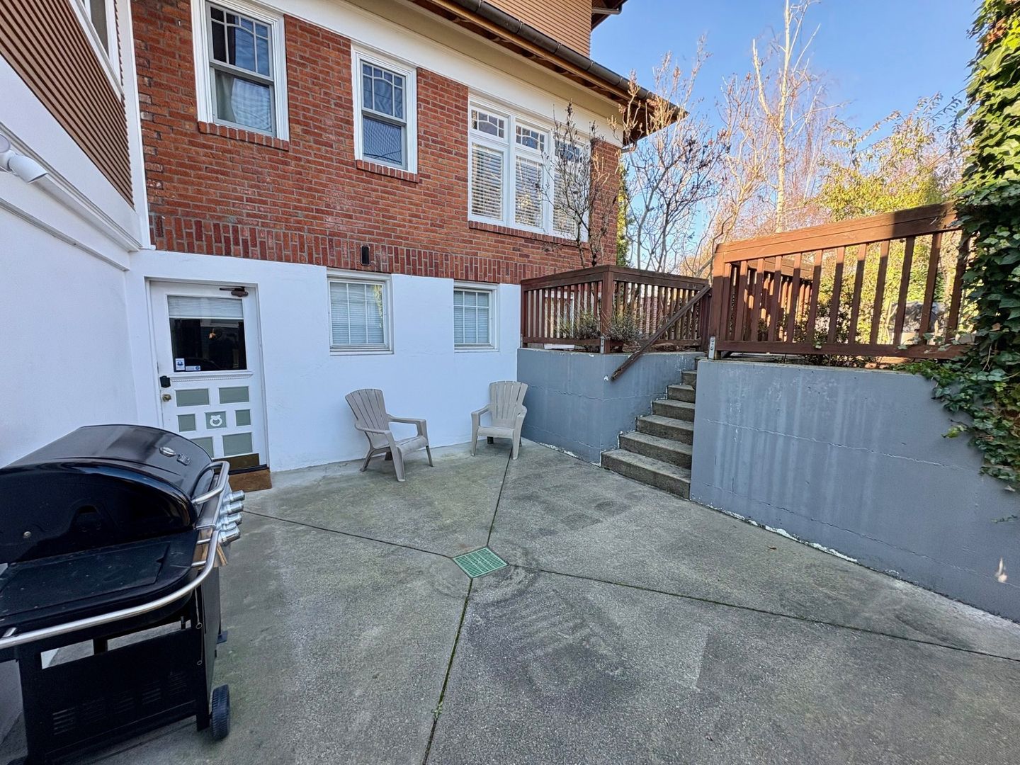 Seattle Condo: 2105 E Hamlin St.