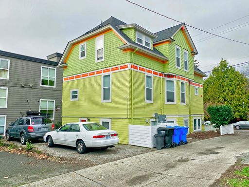 Listing photo thumbnail
