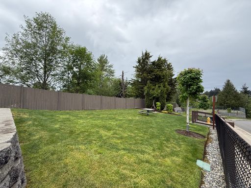Listing photo thumbnail