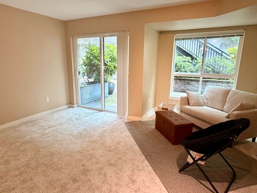 Listing photo thumbnail