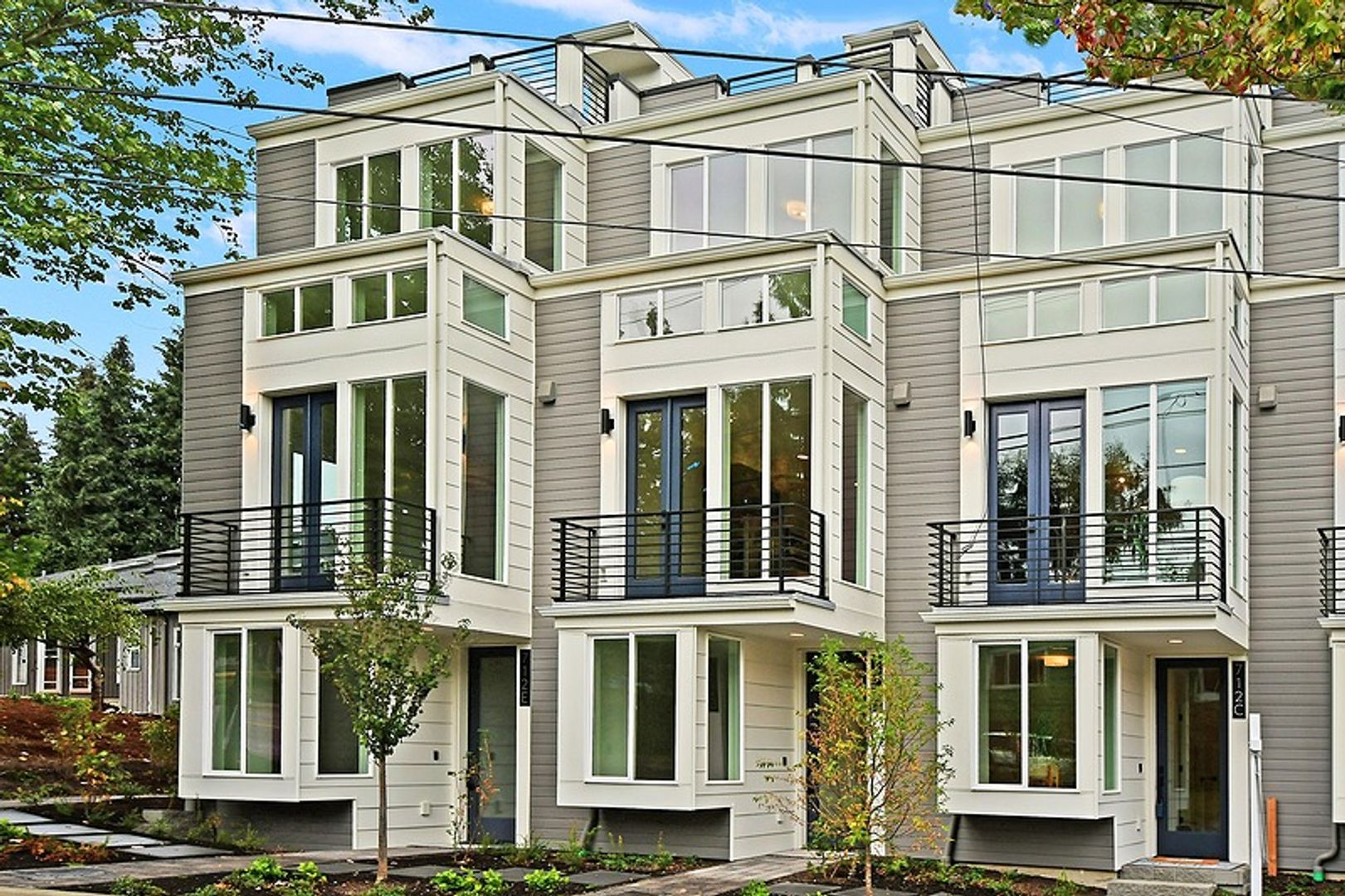Seattle Townhome: 712 C W Bertona St