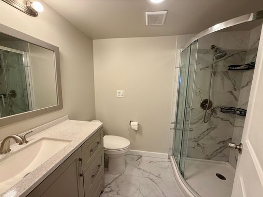 Listing photo thumbnail