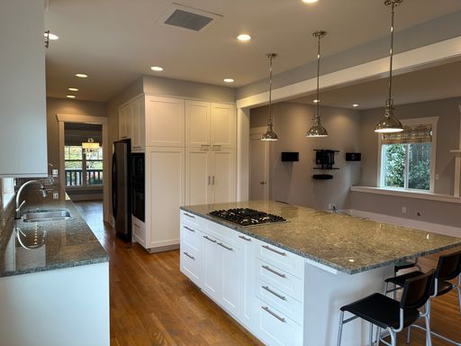 Listing photo thumbnail