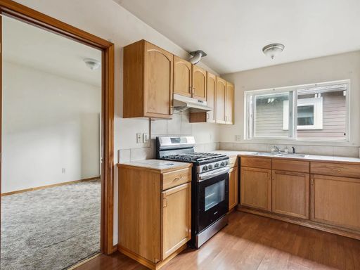 4708 7th Ave NE - C, Seattle, WA 98105