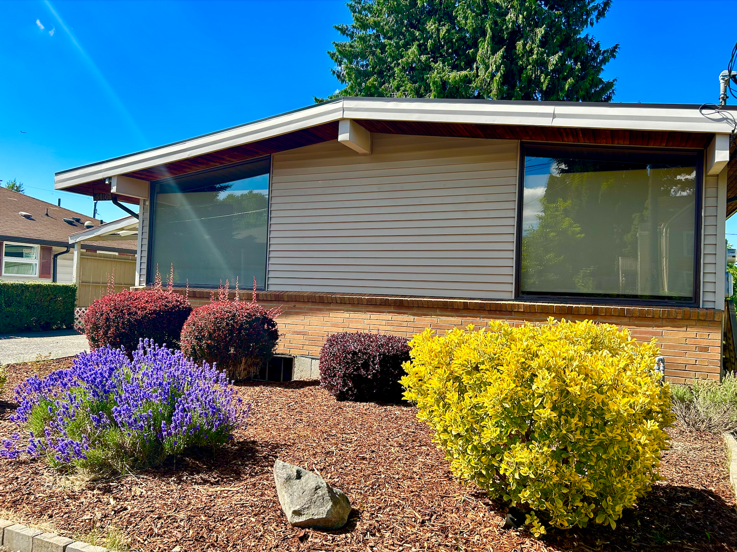 Seattle House: 5710 S Norfolk St