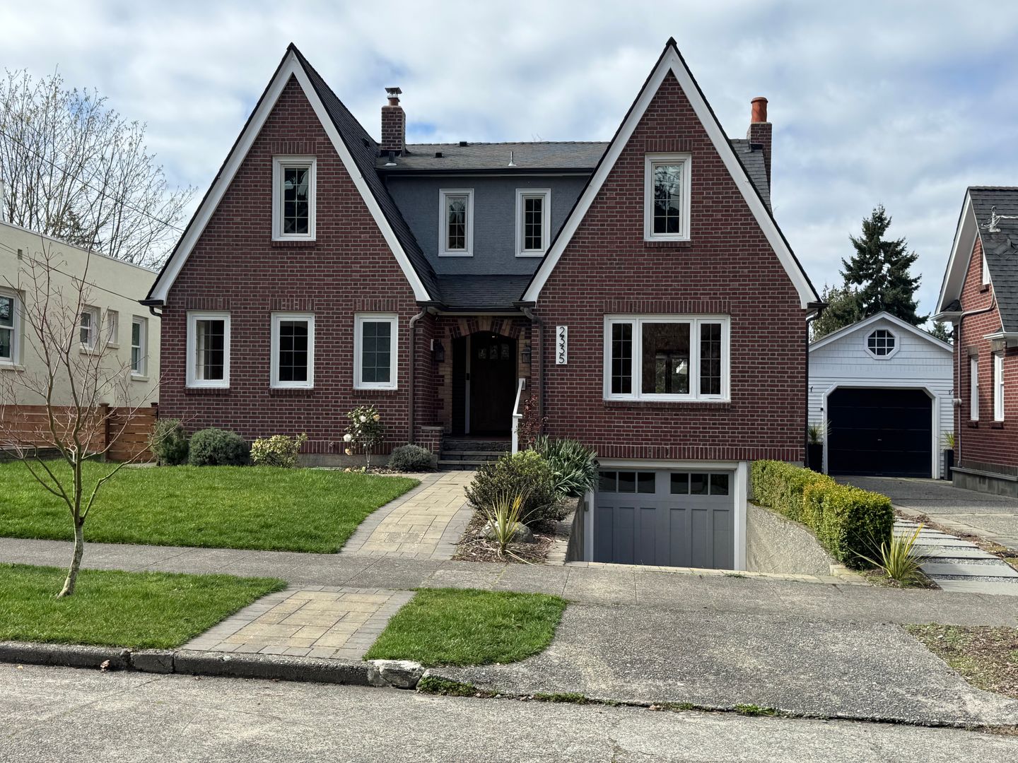 Seattle House: 2335 47th Ave SW