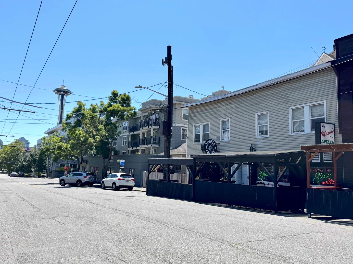Seattle Apartment: 813 1/2 5th Ave N