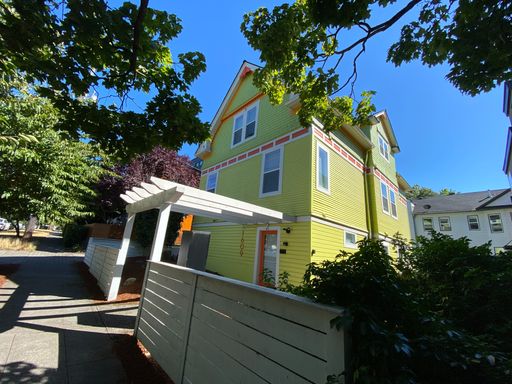 Listing photo thumbnail