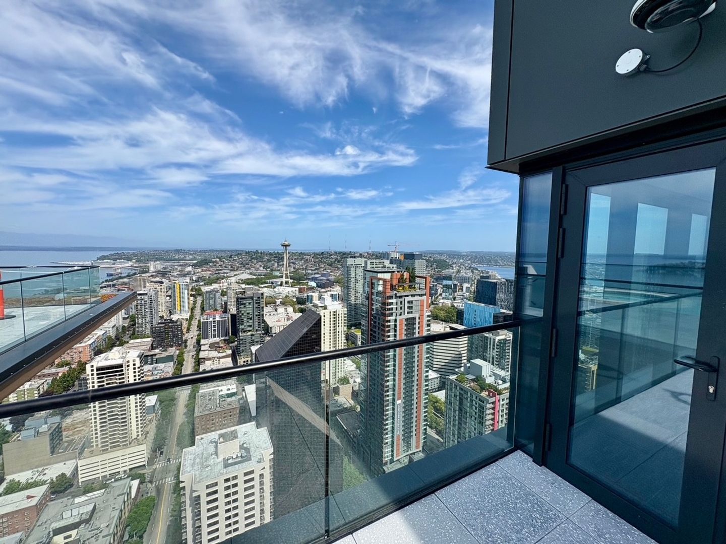 Seattle Condo: 300 Virginia St #1007