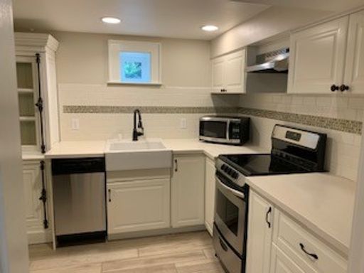 Listing photo thumbnail
