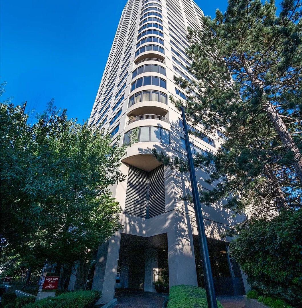 Seattle Condo: 1301 Spring St #27-G