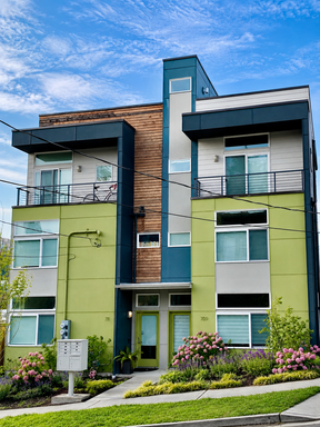 Central District View Townhome – photo 1