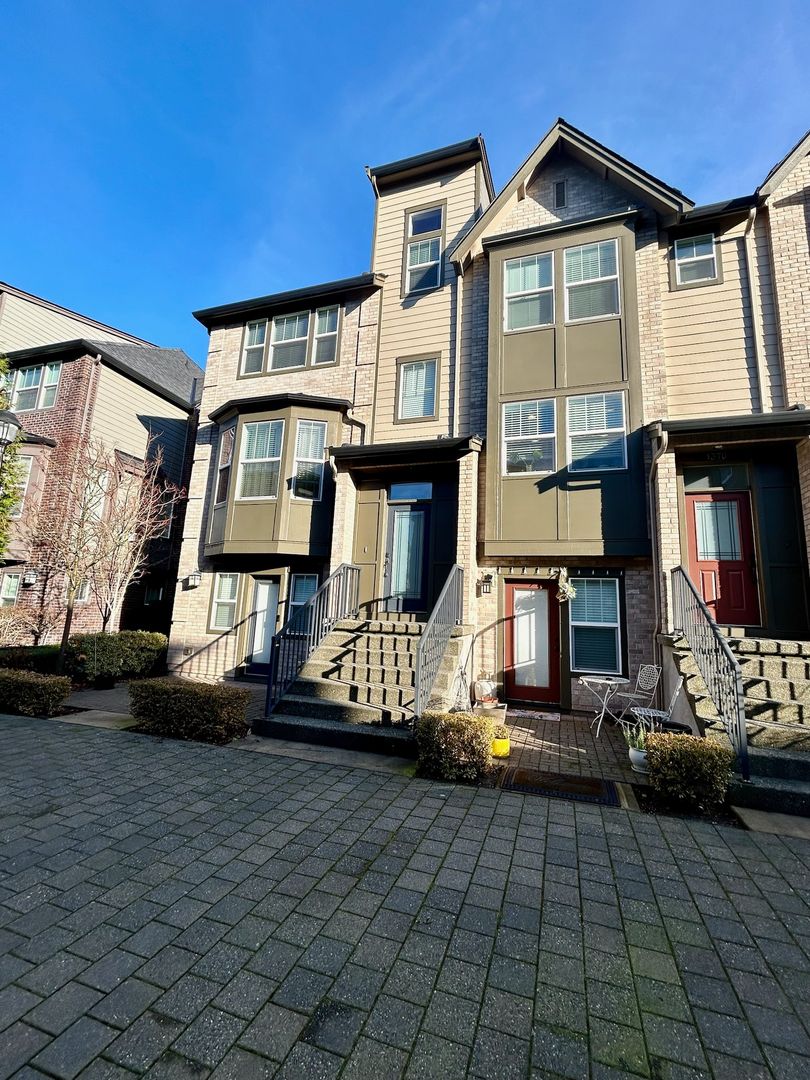 Issaquah Townhome: 1374 Brooklyn Walk NE