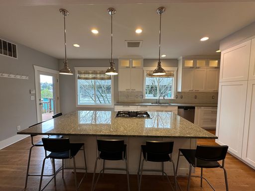 Listing photo thumbnail