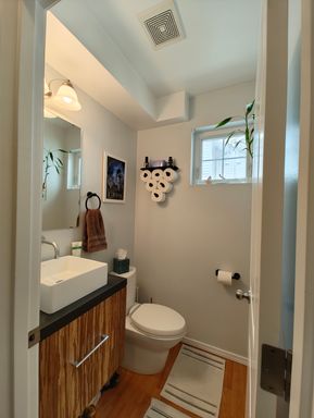 Listing photo thumbnail