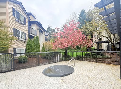 916 3rd Ave #A204, Kirkland, WA 98033