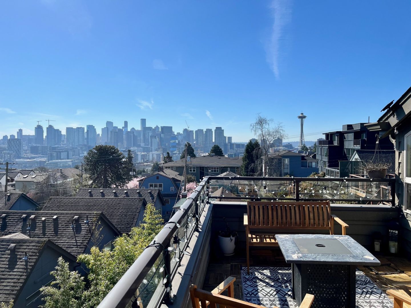 Seattle Townhome: 1512 Taylor Ave North Unit B