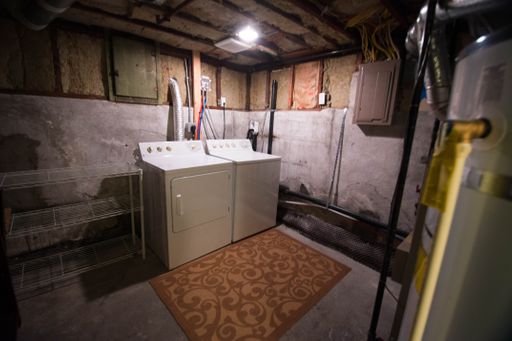 Listing photo thumbnail