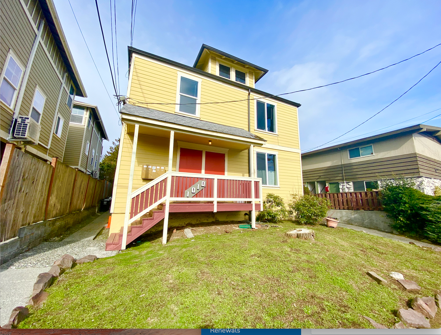 Seattle Apartment: 1010 N 45th St