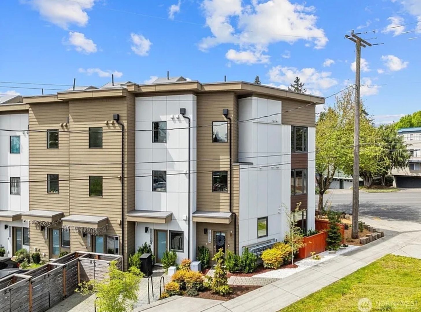 Seattle Townhome: 10710 Holman Rd NW #H