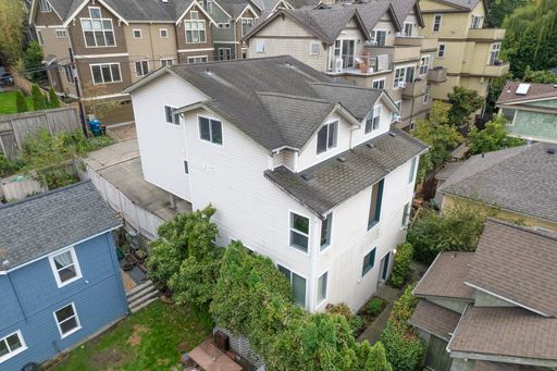 7 W Dravus St - E, Seattle, WA 98119