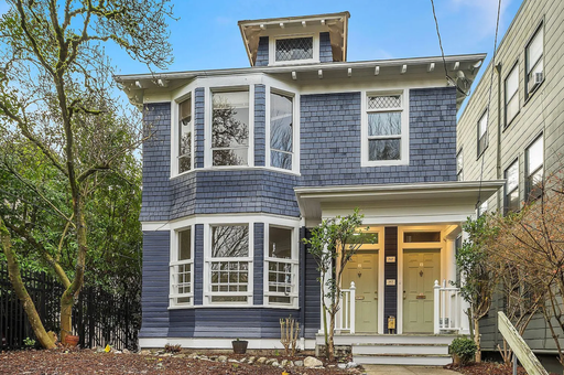 717 17th Ave - A, Seattle, WA 98122