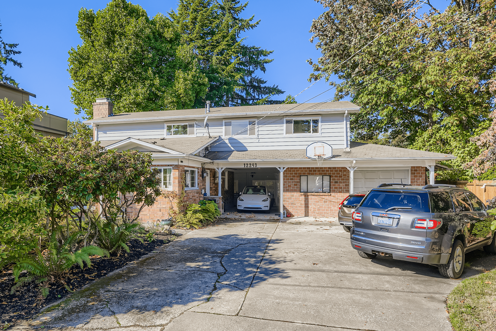 Seattle House: 12243 Dayton Ave N