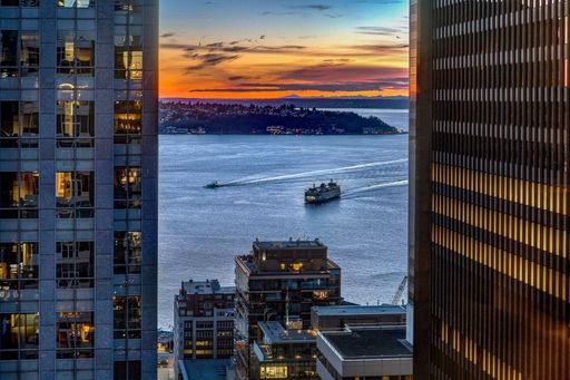 909 5th Avenue #2301, Seattle, WA 98164