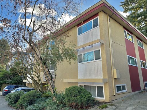 4267 Woodland Park Ave N - 203, Seattle, WA 98103