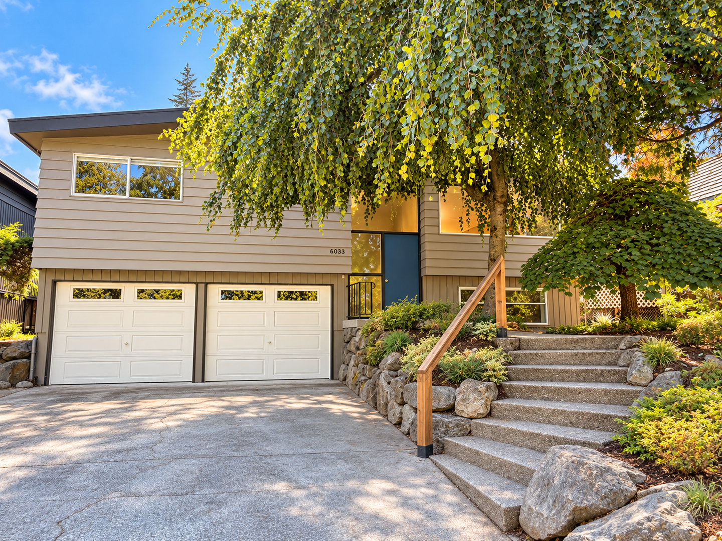 Seattle House: 6033 NE 61st Street