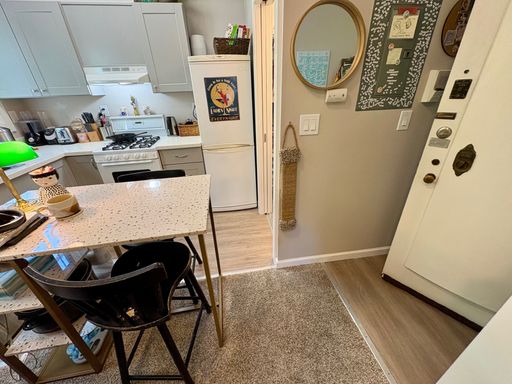 Listing photo thumbnail