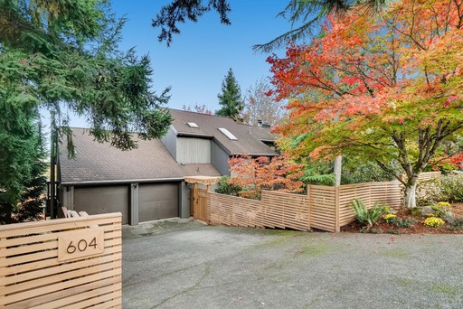 604 97th Pl SE, Bellevue, WA 98004