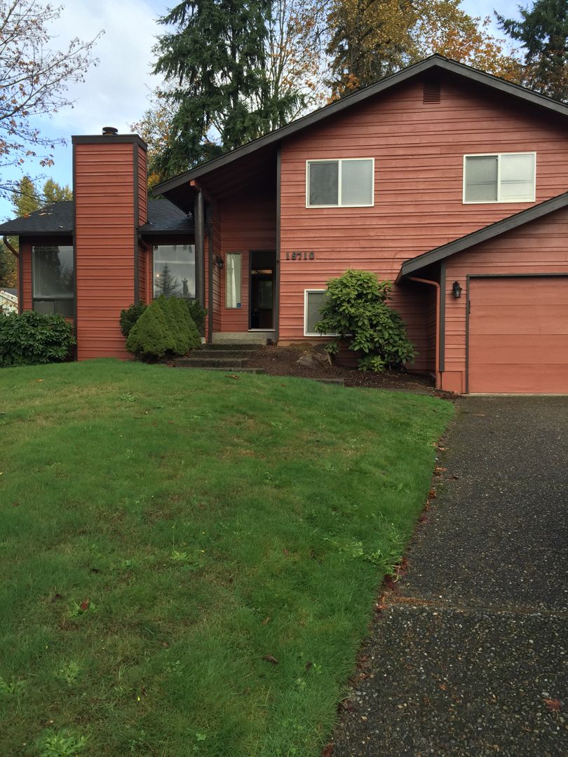 Renton House: 19710 138th Ave SE