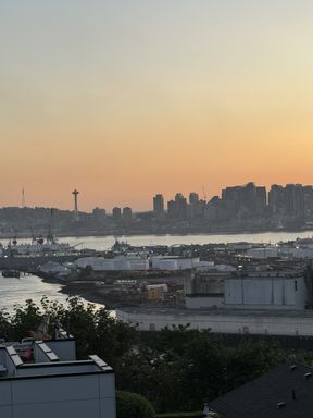 2062 SW Charlestown St, Seattle, WA 98106